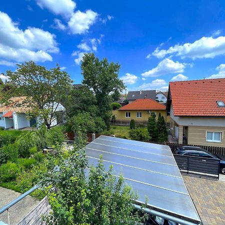 Rozse Apartman-Tetoter Apartment Budaors Ngoại thất bức ảnh